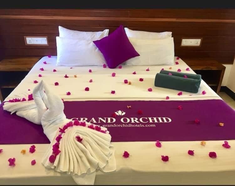 Grand Orchid Residence Κάντι Εξωτερικό φωτογραφία